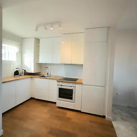 Apartment Panoramic View At Island *